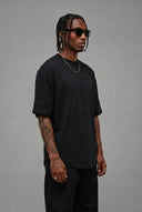 T-Shirt Arrotondata Nera